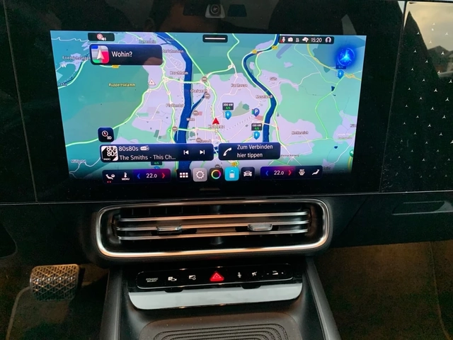 Mercedes-Benz CLA 250 + EQ Premium DISTR MultiB 360 W/P Pano Massage B/S - автомобили, коли, обяви за нови и употребявани 8