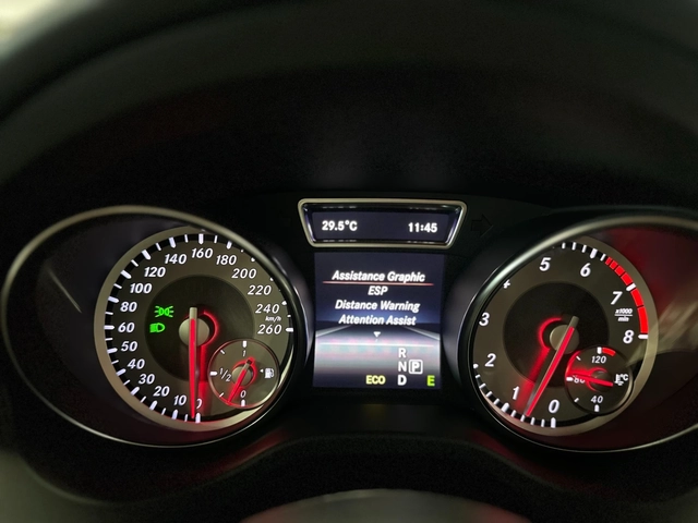 Mercedes-Benz CLA 250 4MATIC | AMG Package | Sunroof | Navigation | Blin - автомобили, коли, обяви за нови и употребявани 13