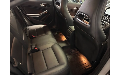 Mercedes-Benz CLA 250 4MATIC | AMG Package | Sunroof | Navigation | Blin - автомобили, коли, обяви за нови и употребявани 6