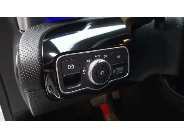 Mercedes-Benz CLA 250 4MATIC - автомобили, коли, обяви за нови и употребявани 15