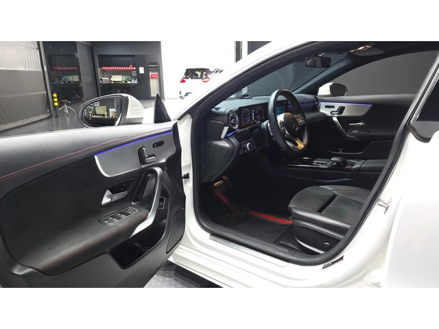 Mercedes-Benz CLA 250 4MATIC - автомобили, коли, обяви за нови и употребявани 6