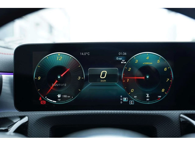 Mercedes-Benz CLA * CLA250 4MATIC * CARFAX * ЦЕНА ДО БГ - автомобили, коли, обяви за нови и употребявани 16