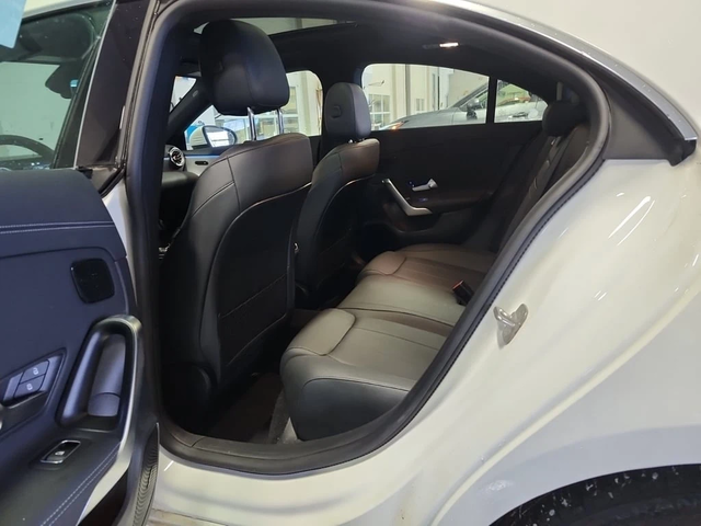 Mercedes-Benz CLA * 250 * CARFAX * ЦЕНА ДО БГ - автомобили, коли, обяви за нови и употребявани 11