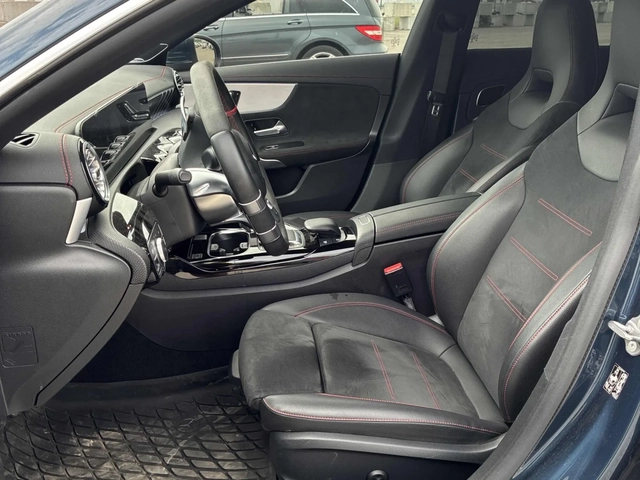 Mercedes-Benz CLA 350 AMG 2 КЛЮЧА * ПАНОРАМА * ПОДГРЕВИ * CARFAX - автомобили, коли, обяви за нови и употребявани 8