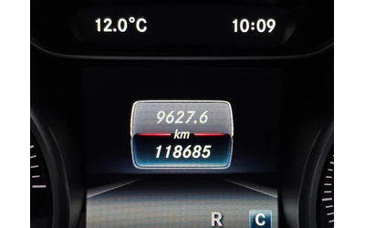 Mercedes-Benz CLA 4Matic - автомобили, коли, обяви за нови и употребявани 7