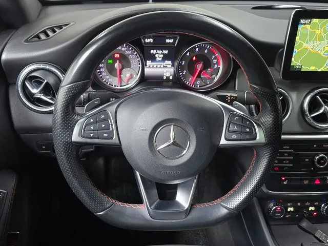 Mercedes-Benz CLA 250 4Matic - автомобили, коли, обяви за нови и употребявани 12