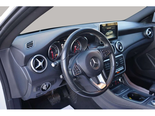 Mercedes-Benz CLA * AMG Line * HeadUp * * AвтоКредит* (ЦЕНА ДО БГ) - автомобили, коли, обяви за нови и употребявани 10