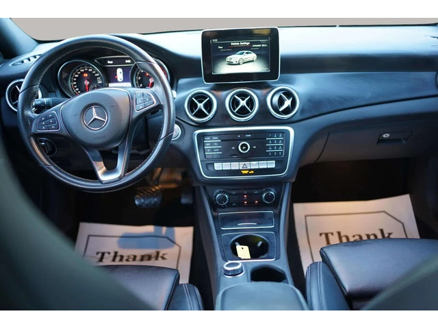 Mercedes-Benz CLA * AMG Line * HeadUp * * AвтоКредит* (ЦЕНА ДО БГ) - автомобили, коли, обяви за нови и употребявани 11