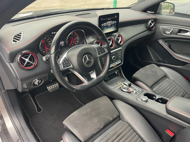 Mercedes-Benz CLA 45 AMG 4Matic* MEMORY* H/K* PANO* KeylessGo* Blind - автомобили, коли, обяви за нови и употребявани 8