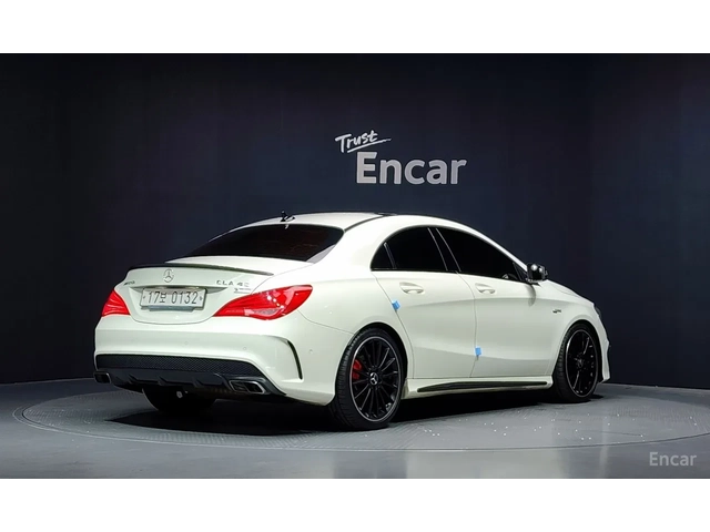 Mercedes-Benz CLA 45 AMG 4MATIC* Камера* Подгрев - автомобили, коли, обяви за нови и употребявани 1