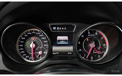mercedes-benz-cla-45-amg - 5