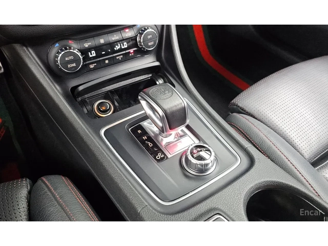 Mercedes-Benz CLA 45 AMG 4MATIC* Камера* Подгрев - автомобили, коли, обяви за нови и употребявани 6