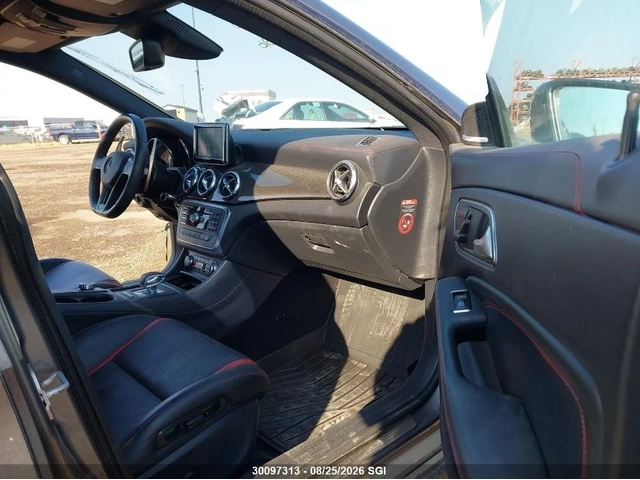 Mercedes-Benz CLA 45 AMG 4MATIC - автомобили, коли, обяви за нови и употребявани 9