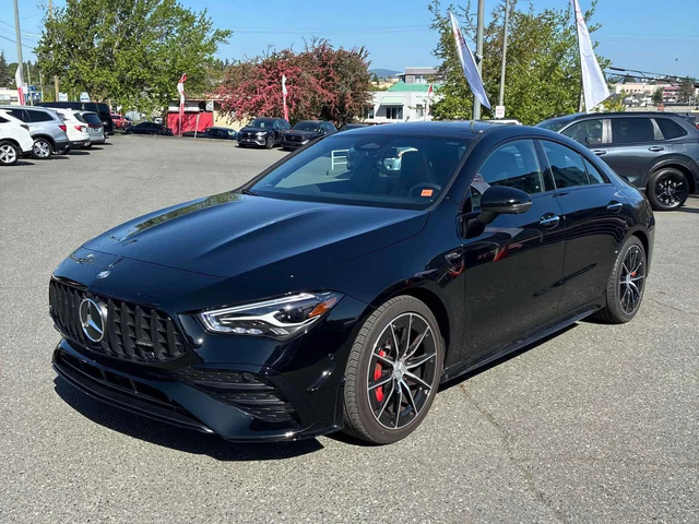 Mercedes-Benz CLA * AMG 35 * 2 КЛЮЧА* ПОДГРЕВ* PANO* KEYLESS* - автомобили, коли, обяви за нови и употребявани 0