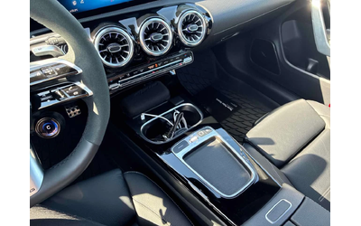 Mercedes-Benz CLA * AMG 35 * 2 КЛЮЧА* ПОДГРЕВ* PANO* KEYLESS* - автомобили, коли, обяви за нови и употребявани 16