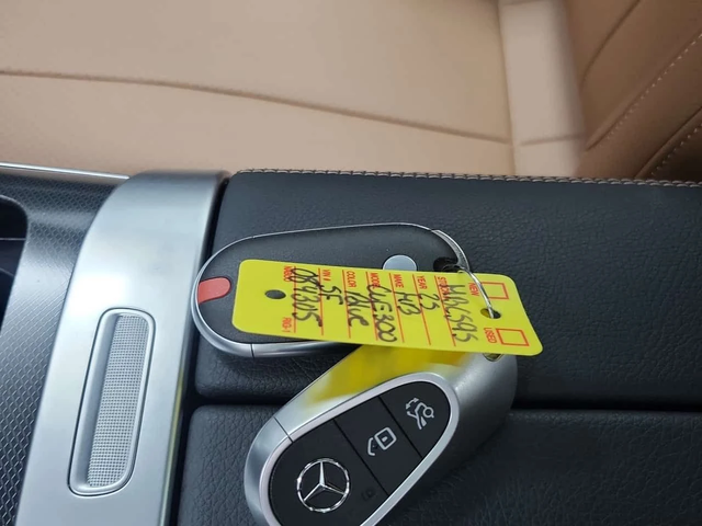 Mercedes-Benz CL * CARFAX * ПАНОРАМА * 2 КЛЮЧА * 360 КАМЕРА * - автомобили, коли, обяви за нови и употребявани 7