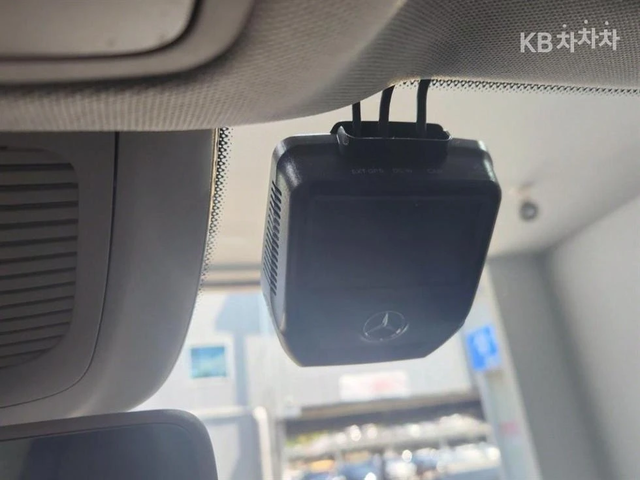 Mercedes-Benz CLE 300 d 4Matic - автомобили, коли, обяви за нови и употребявани 11