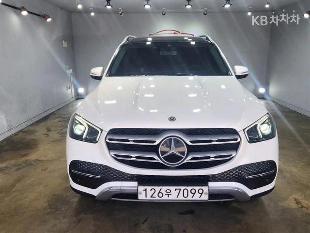 Mercedes-Benz CLE 300 d 4Matic - автомобили, коли, обяви за нови и употребявани 1
