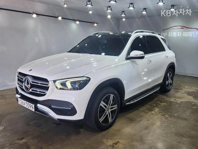Mercedes-Benz CLE 300 d 4Matic - автомобили, коли, обяви за нови и употребявани 2