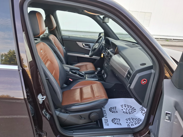 Mercedes-Benz CLK 350CDI DESIGNO 4MATIC NAVI Кожа - автомобили, коли, обяви за нови и употребявани 9