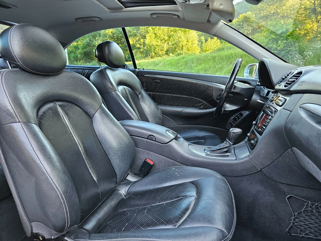 Mercedes-Benz CLK 5.0 AMG PAKET/AVTOMAT/KOJA/DISTRONIK/NAVIGACIQ - автомобили, коли, обяви за нови и употребявани 11