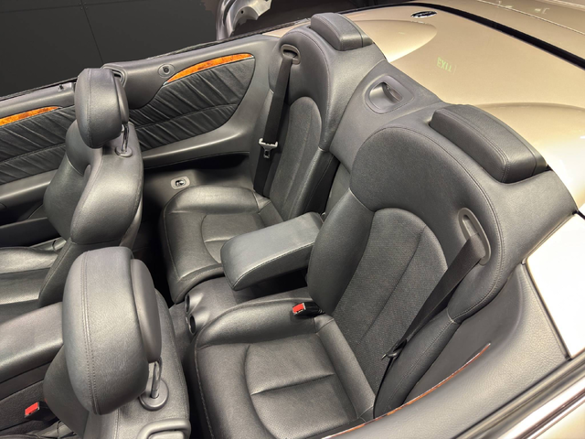 Mercedes-Benz CLK 500 - автомобили, коли, обяви за нови и употребявани 16