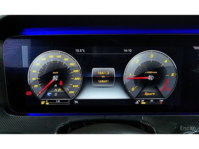 Mercedes-Benz CLS 300 * AMG LINE* HEAD-UP* BURMESTER* ШИБИДАХ* - автомобили, коли, обяви за нови и употребявани 7