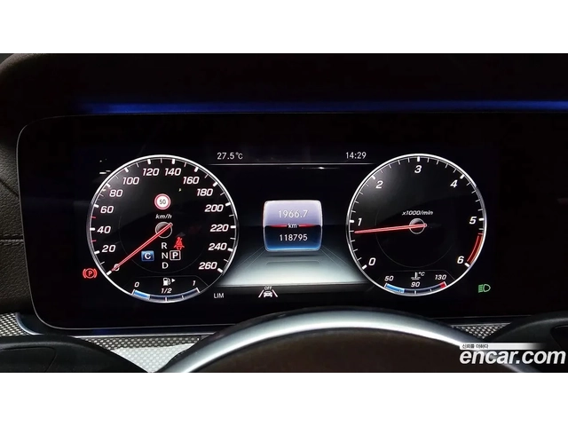 Mercedes-Benz CLS 300 HUD| ПОДГРЕВ| ОБДУХВАНЕ| ПАНОРАМА - автомобили, коли, обяви за нови и употребявани 7