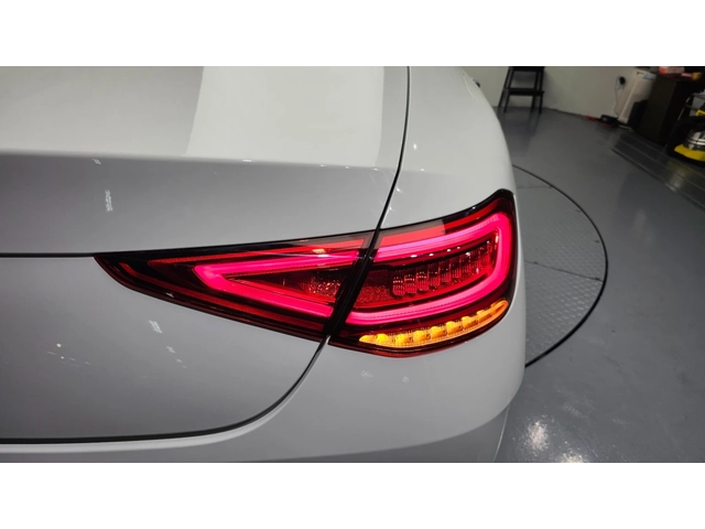 Mercedes-Benz CLS 300 d AMG Line | HUD | Шибидах - автомобили, коли, обяви за нови и употребявани 5