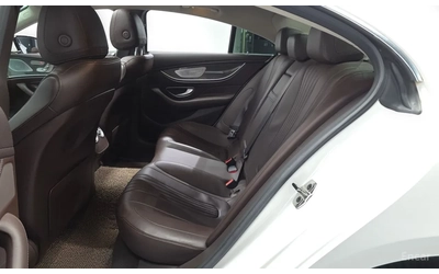 Mercedes-Benz CLS 300 AMG-line - автомобили, коли, обяви за нови и употребявани 14