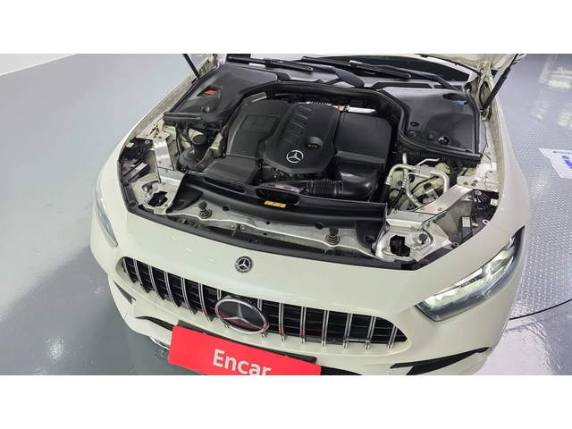 Mercedes-Benz CLS 300 - автомобили, коли, обяви за нови и употребявани 5