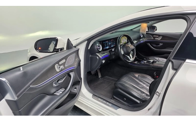 Mercedes-Benz CLS 300 - автомобили, коли, обяви за нови и употребявани 9