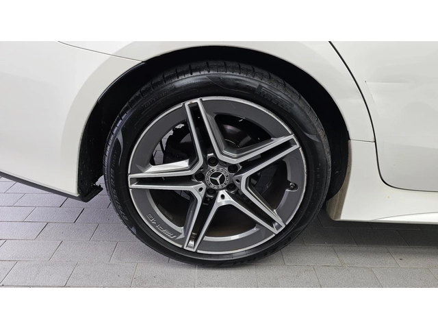 Mercedes-Benz CLS 300 d AMG Line - автомобили, коли, обяви за нови и употребявани 4