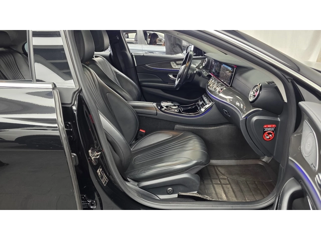Mercedes-Benz CLS 300 CLS300d AMG Line | HUD | Панорама - автомобили, коли, обяви за нови и употребявани 9