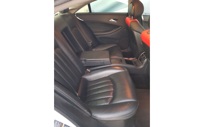 Mercedes-Benz CLS 320 - автомобили, коли, обяви за нови и употребявани 12