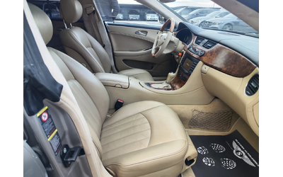 Mercedes-Benz CLS 320 AMG* NAVI* ALCANTAR* LIZING - автомобили, коли, обяви за нови и употребявани 7