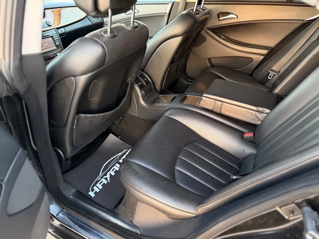 Mercedes-Benz CLS 320 CDI= 63AMG= FACELIFT= KEYLESS GO= ПОДГРЯВАНЕ/ОБДУХ - автомобили, коли, обяви за нови и употребявани 12