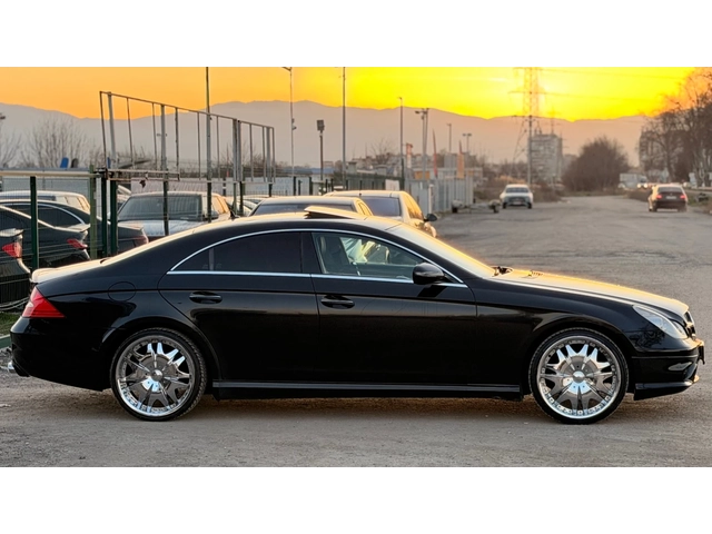 Mercedes-Benz CLS 320 CDI= 63AMG= FACELIFT= KEYLESS GO= ПОДГРЯВАНЕ/ОБДУХ - автомобили, коли, обяви за нови и употребявани 3