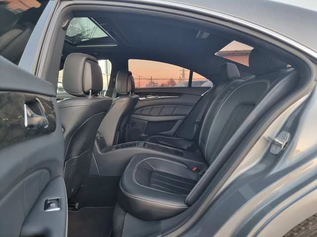Mercedes-Benz CLS 350 * AMG Edition * Key less GO * Distronic * Camera * - автомобили, коли, обяви за нови и употребявани 11