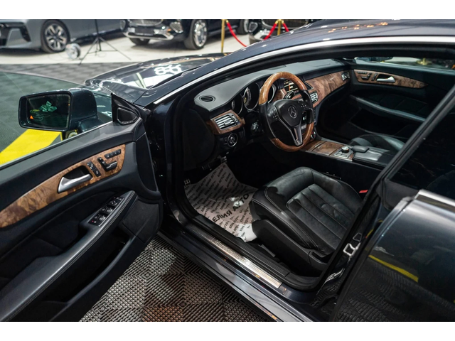 Mercedes-Benz CLS 350 D 4MATIC FULL AMG LINE H&K ЛИЗИНГ 100% - автомобили, коли, обяви за нови и употребявани 10