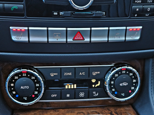 Mercedes-Benz CLS 350 AMG/GERMANY/AMBIENT/ПОДГРЕВ/LINE ASYSTR/F1/LIZING - автомобили, коли, обяви за нови и употребявани 12