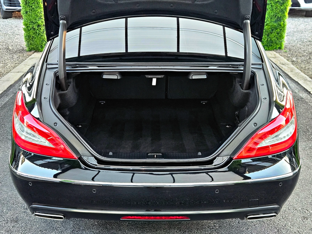 Mercedes-Benz CLS 350 AMG/GERMANY/AMBIENT/ПОДГРЕВ/LINE ASYSTR/F1/LIZING - автомобили, коли, обяви за нови и употребявани 7