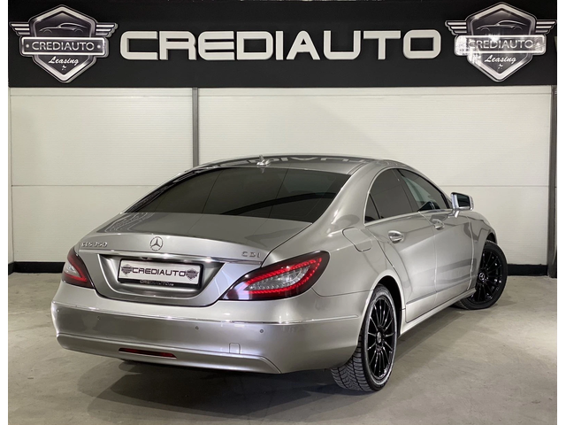 Mercedes-Benz CLS 350 CDI * DIST* CAMERA* H&K* FULL - автомобили, коли, обяви за нови и употребявани 3