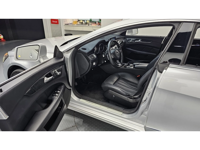 Mercedes-Benz CLS 350 4MATIC 258к.с.* AIRMATIC* ОБДУХВАНЕ* Dynamic LED - автомобили, коли, обяви за нови и употребявани 2