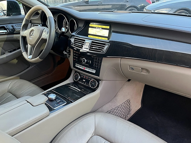 Mercedes-Benz CLS 350 AMG OPTIK-DISTRONIK-BIXENON-LED-NAVI-SPORT-GERMANI - автомобили, коли, обяви за нови и употребявани 12