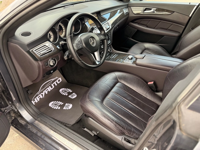 Mercedes-Benz CLS 350 /250d= 63 AMG= Distronic= Keyless Go= Blind Spot= - автомобили, коли, обяви за нови и употребявани 8
