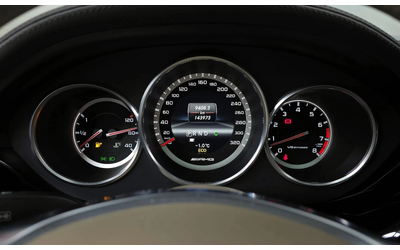 Mercedes-Benz CLS Cls-Class W218 Cls63 Amg - автомобили, коли, обяви за нови и употребявани 7