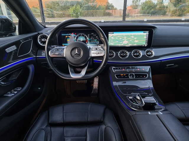 Mercedes-Benz CLS 400 * 4 Matic * AMG * CARBON * INDIVIDUAL /* 360 - автомобили, коли, обяви за нови и употребявани 14