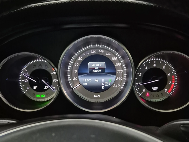 Mercedes-Benz CLS 400 AMG* ОБДУХ* PANO* ПОДГРЕВ* М.ТОЧКА - автомобили, коли, обяви за нови и употребявани 10