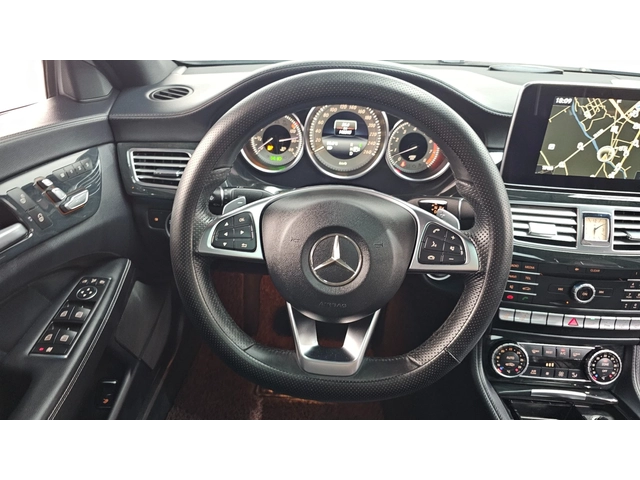 Mercedes-Benz CLS 400 - автомобили, коли, обяви за нови и употребявани 7